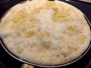 TORTILLA DE PAPAS CON CEBOLLA
