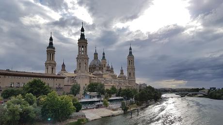 Zaragoza, desde la otra orilla.