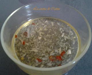 Fideos chinos con berenjena, mango y langostinos. Fideos chinos con berenjena, mango y langostinos.