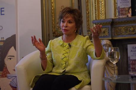 Crónica de la presentación de Más allá del invierno de Isabel Allende