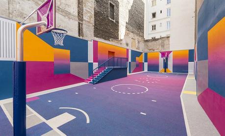 Esta cancha de baloncesto cobra vida gracias al arte callejero