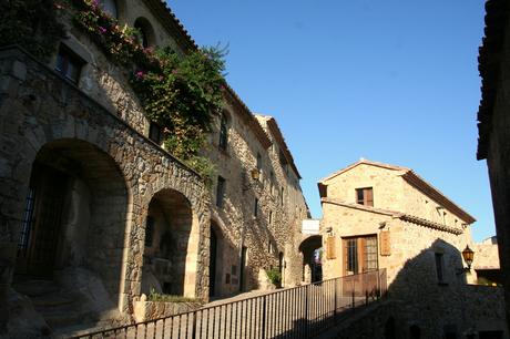 Ruta de los Pueblos Medievales del Empordà.