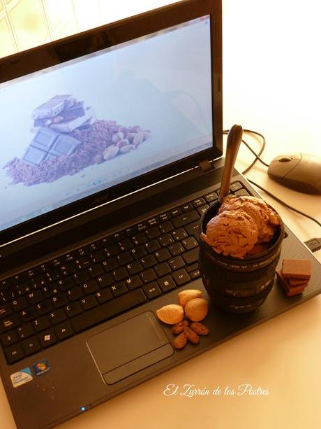 Helado de Chocolate con Almendras
