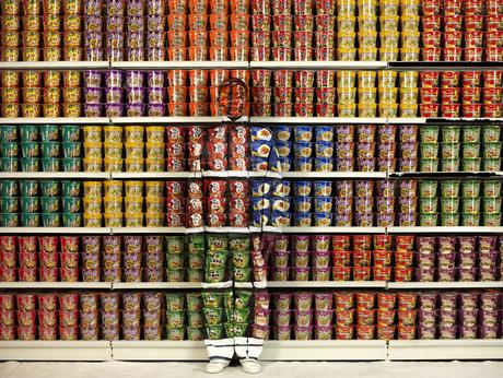 Este artista chino se esconde en el ambiente ¿lo puedes ver?