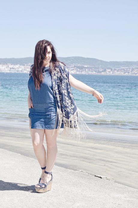 4 formas de combinar un vestido denim 4 formas de combinar un vestido denim