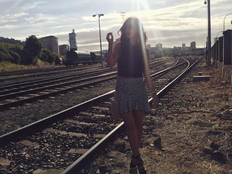 Falda mini de flores photo BA76CEC1-BB89-423E-85F9-D58D8F749E4F_zpsjdjxtg5m.jpg