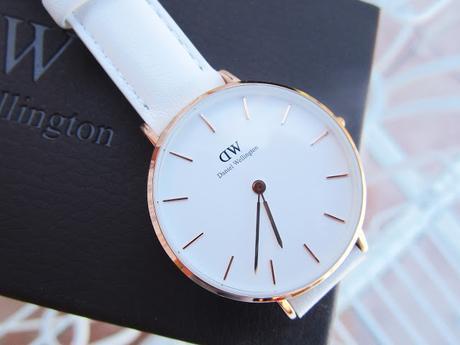 Haz un guiño al verano con el nuevo Classic Petite Bondi de Daniel Wellington...