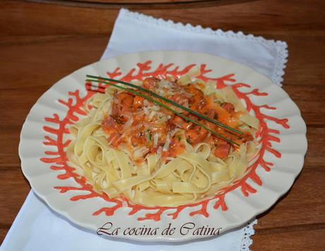 Pasta con carnes frias