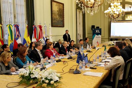 Reunión de Ministros de Salud del MERCOSUR con el eje puesto en la compra conjunta de medicamentos de alto costo.