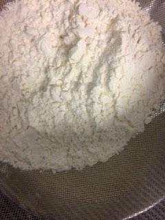 PASTEL DE QUESO CON FRUTOS ROJOS