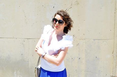 Cómo llevar una falda plisada en verano