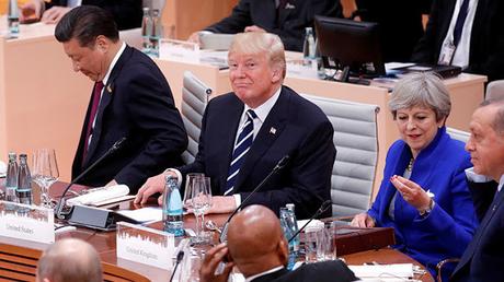 ¿A quién le tira besitos Trump durante la cumbre del G20? (VIDEO)
