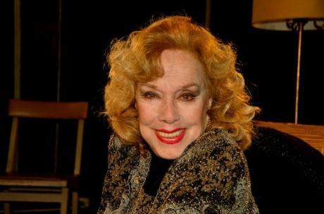 VIDEO: Así pasa sus días en Miami la vedette Rosita Fornés