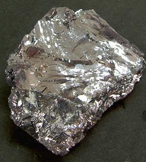 Recolectando muestras de minerales