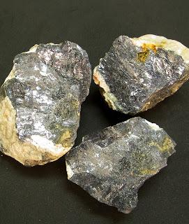 Recolectando muestras de minerales