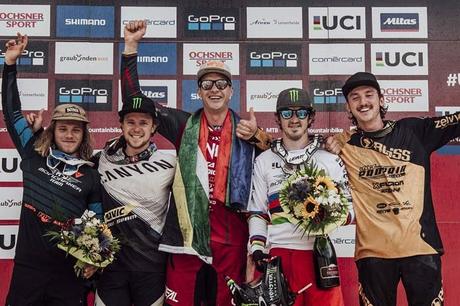Copa del Mundo DH 2017 – 5# Lenzerheide: Minnaar y Nicole mandan en la general
