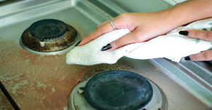 Este truco dejará tu cocina totalmente limpia sin esfuerzo…¡Rápido y Eficaz!