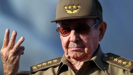 RAÚL CASTRO se somete a cirugía