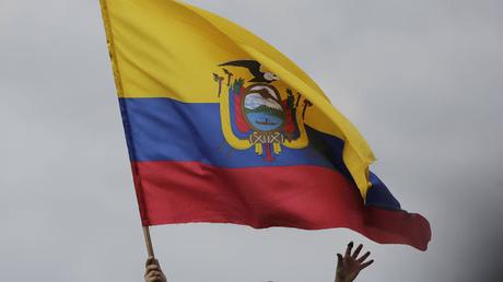 Construcción de muro complica relación entre Perú y Ecuador