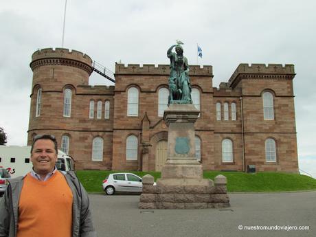 Inverness; capital de las Highlands de Escocia