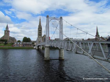 Inverness; capital de las Highlands de Escocia