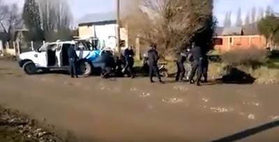 Así detienen a un hombre por filmar un operativo policial