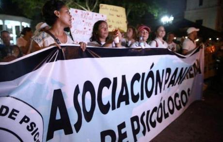 325529_750x480_crop_5938c6b25faa3 Psicólogos panameños logran aumento salarial