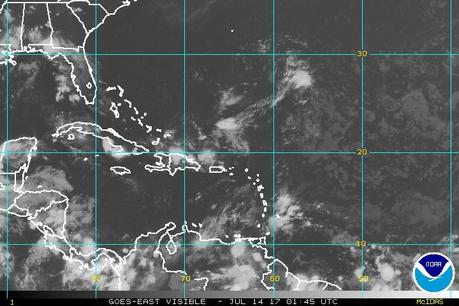Las lluvias se deben a onda y a vaguada, informa ONAMET.