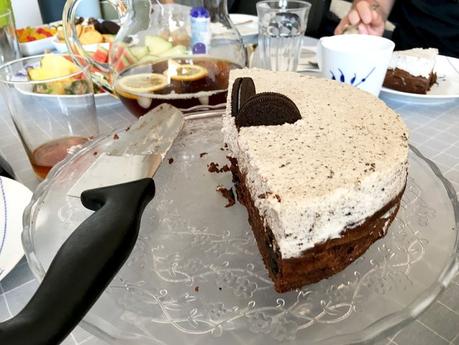 tarta oreo tarta facil tarta de galletas oreo tarta de chocolate y nata tarta con relleno oreo recetas delikatissen postres delikatissen brownie con oreo 