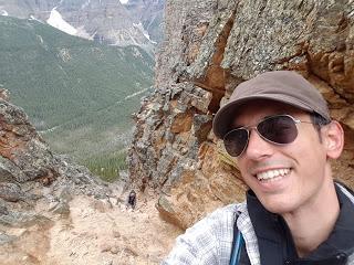 SENDERISMO EN LAKE LOUISE: TOWER OF BABEL (2320 m) SENDERISMO EN LAKE LOUISE: TOWER OF BABEL (2320 m)