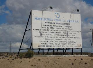 Un hombre murió tras volcar con su camioneta cerca de Piedra del Águila