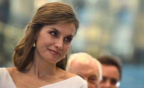 Dña. Letizia en Londres, más aciertos que errores. Mi crónica para el diario El Correo La Reina ha tenido el detalle de lucir prendas de firmas británicas.