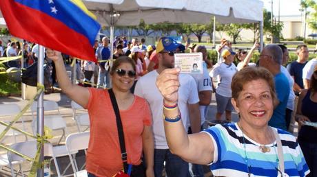 Venezuela define hoy su camino en plebiscito