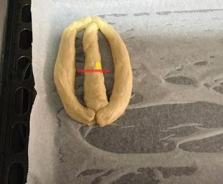 ANDALUZAS RELLENAS DE CREMA PASTELERA