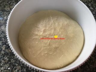 ANDALUZAS RELLENAS DE CREMA PASTELERA