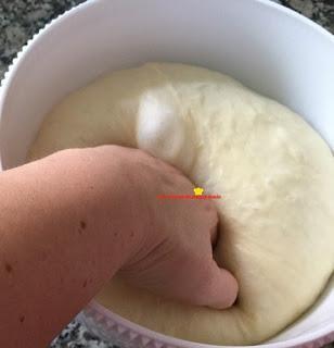 ANDALUZAS RELLENAS DE CREMA PASTELERA