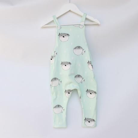 Suindiatic, family clothes