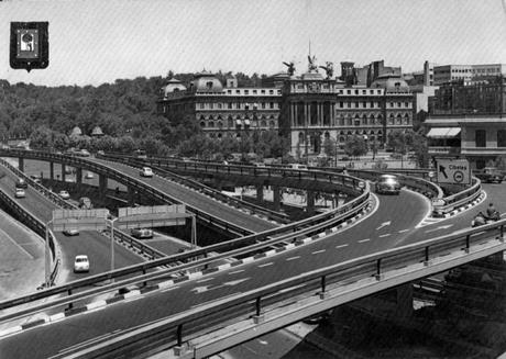 Fotos antiguas: El ‘scalextric’ de Atocha