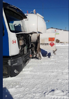 Despejando nieve hacia Pilquiniyeu (RN)