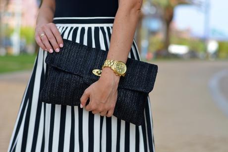 bolso-negro-rafia-clutch