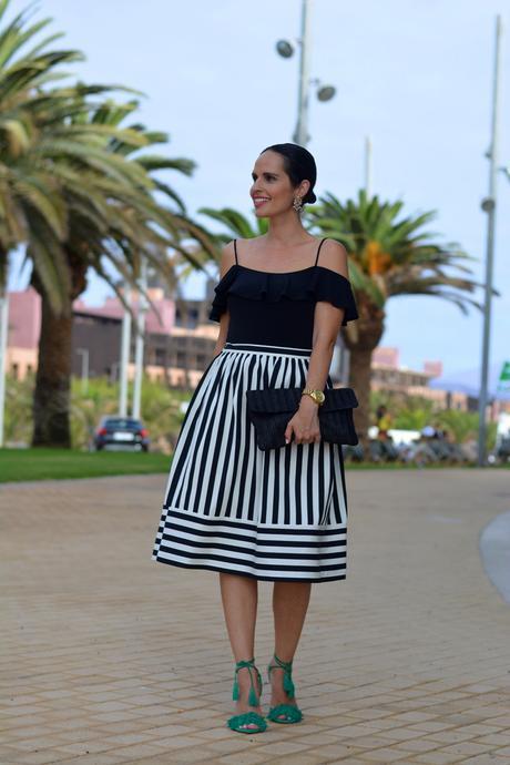 look-blanco-negro-eventos-aquazzura