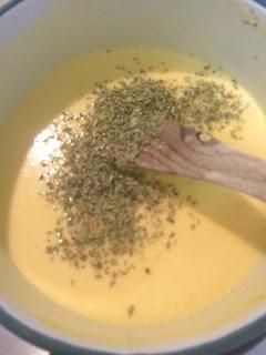 CREMA DE QUESO CHEDDAR Y ORÉGANO