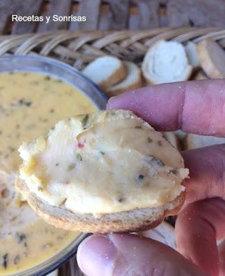 CREMA DE QUESO CHEDDAR Y ORÉGANO