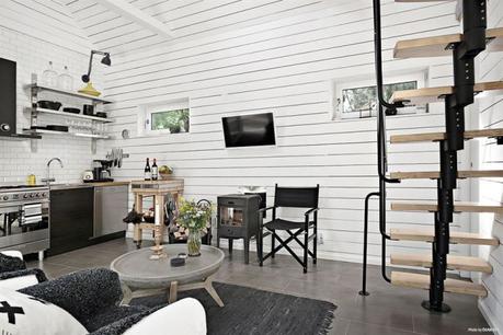 terraza de madera pergola negro exteriores estilo sueco estilo nórdico diseño exteriores decoración exteriores casas negras casa verano suecia bbq 