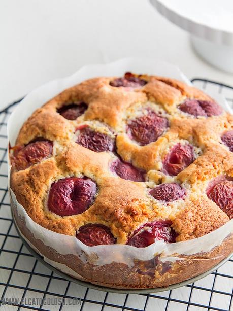 Torta de ciruelas (la más fácil del mundo) en un solo recipiente