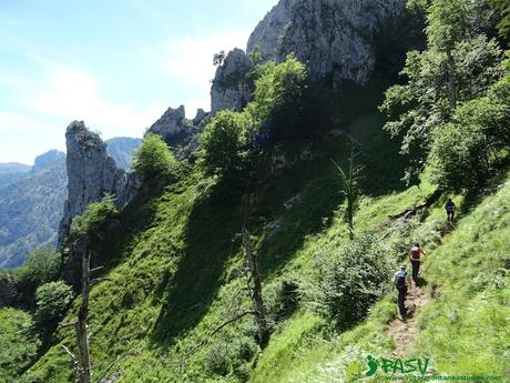 Pasada del Picayo: Atravesando canal