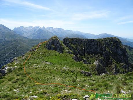 Ruta al Cueto Cerralosa y Jajao: Bajando del Cueto Cerralosa la Jajao