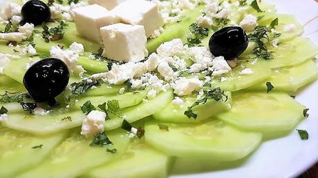 Ensalada de pepino y queso feta