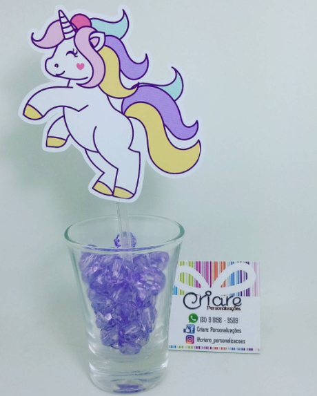 10 lindos centros de mesa de unicornio