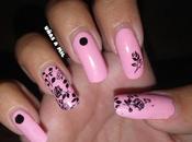 Diseño uñas rosa negro flores